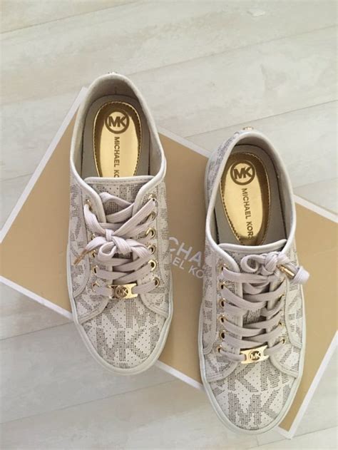 tenis de mujer michael kors|Michael Kors sneakers and prices.